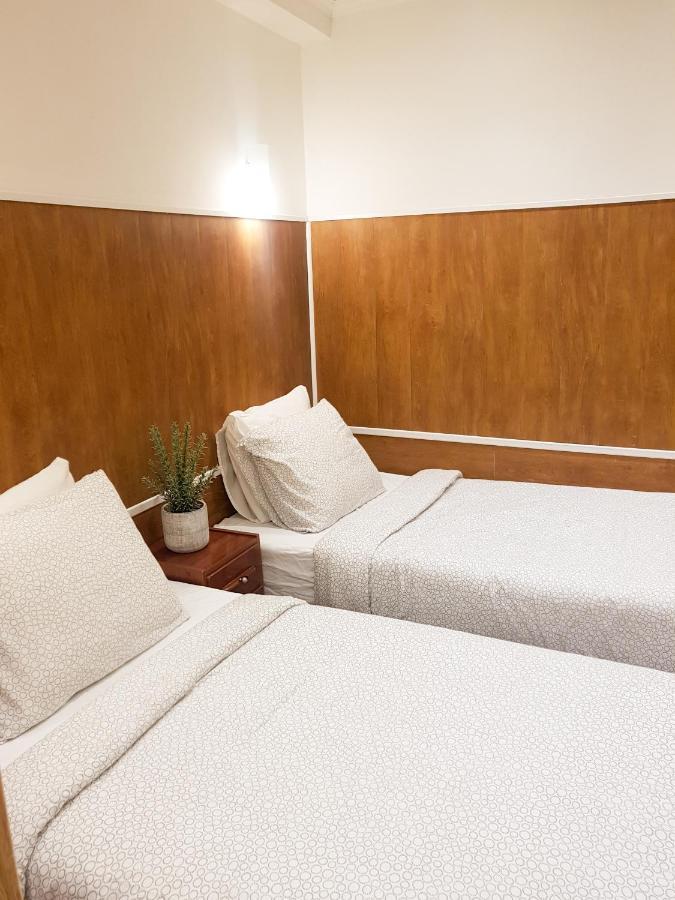 Waves Guesthouse San Sebastian Bagian luar foto